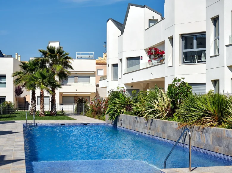 2 bedroom apartment 79 m² Torrevieja, Spain