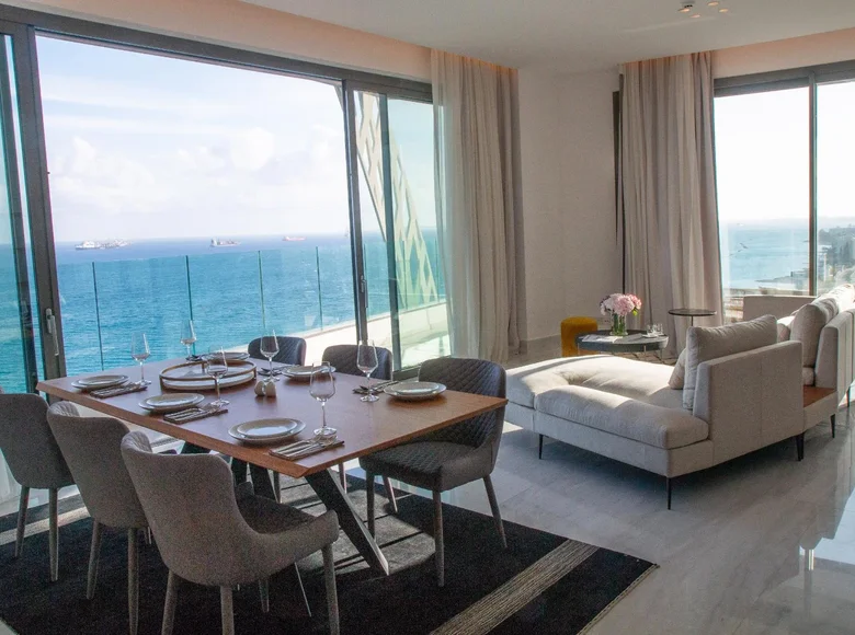 Apartamento 4 habitaciones 171 m² en Mouttagiaka, Chipre