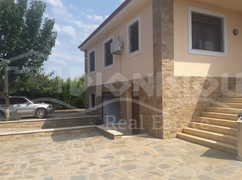4 bedroom house 300 m² Nea Kallikrateia, Greece