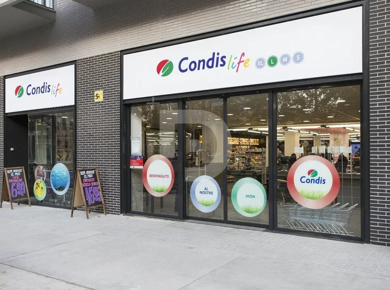 Магазин 275 м² Барселона, Испания