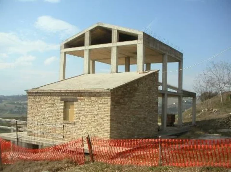 Propiedad comercial  en Terni, Italia