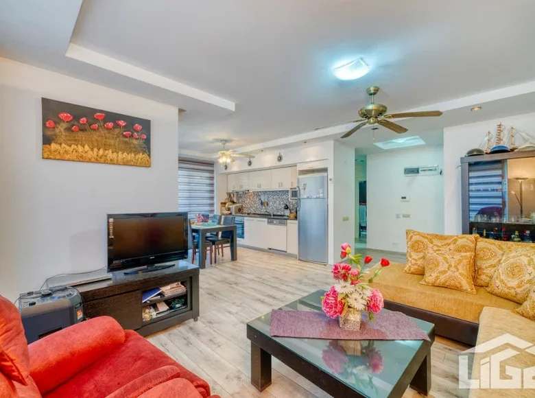 Квартира 3 комнаты 110 м² Оба, Турция