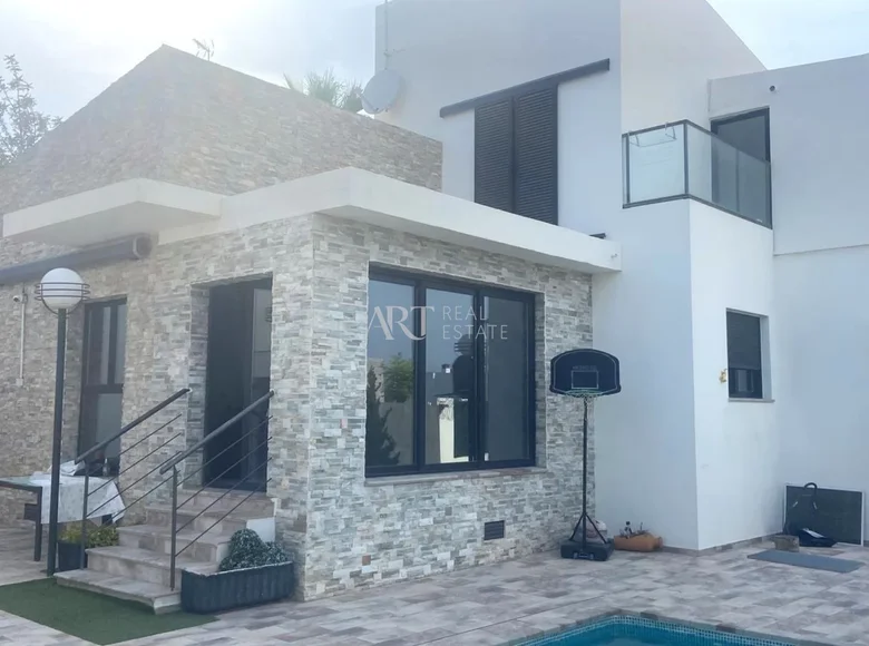3-Schlafzimmer-Villa 175 m² Polop, Spanien