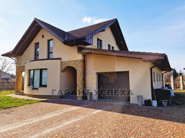 Dom wolnostojący 225 m² Brześć, Białoruś