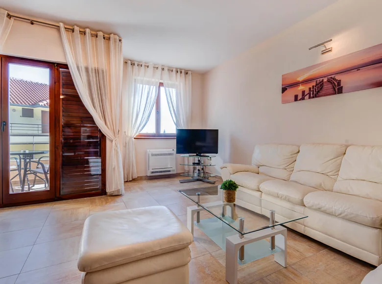 Mieszkanie 3 pokoi 128 m² Durici, Czarnogóra