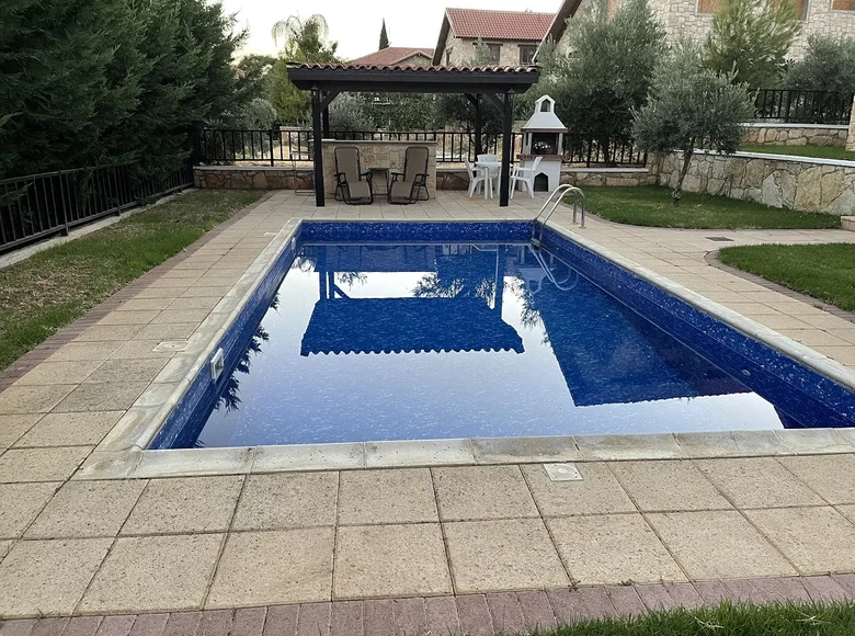 4 bedroom house 200 m² Souni–Zanatzia, Cyprus