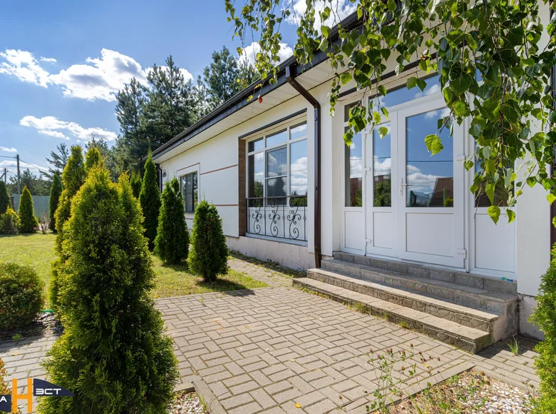 House 284 m² Kalodziscanski sielski Saviet, Belarus