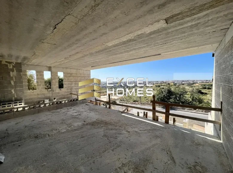 5 bedroom villa  Swieqi, Malta