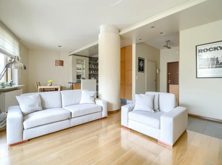 Квартира 2 комнаты 68 м² в Варшаве, Польша