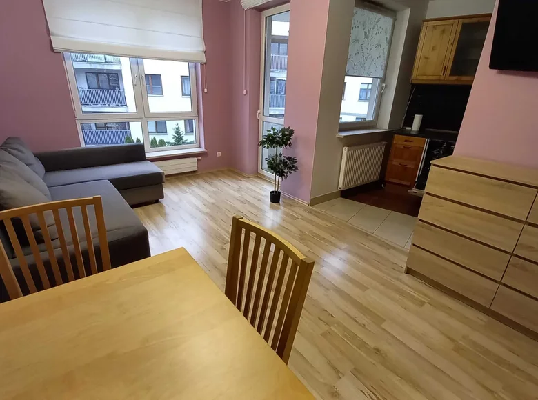 Apartamento 2 habitaciones 49 m² en Varsovia, Polonia