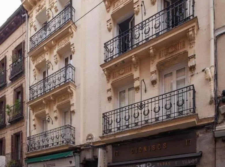 3 bedroom apartment  Madrid, Spain