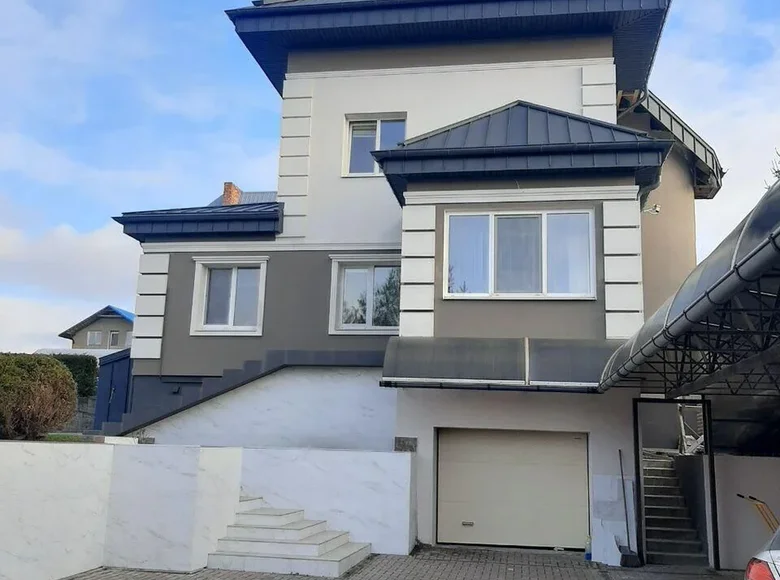 House 183 m² Marjaliva, Belarus