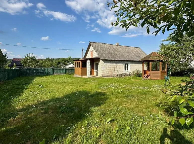 Maison 63 m² Lahoïsk, Bélarus
