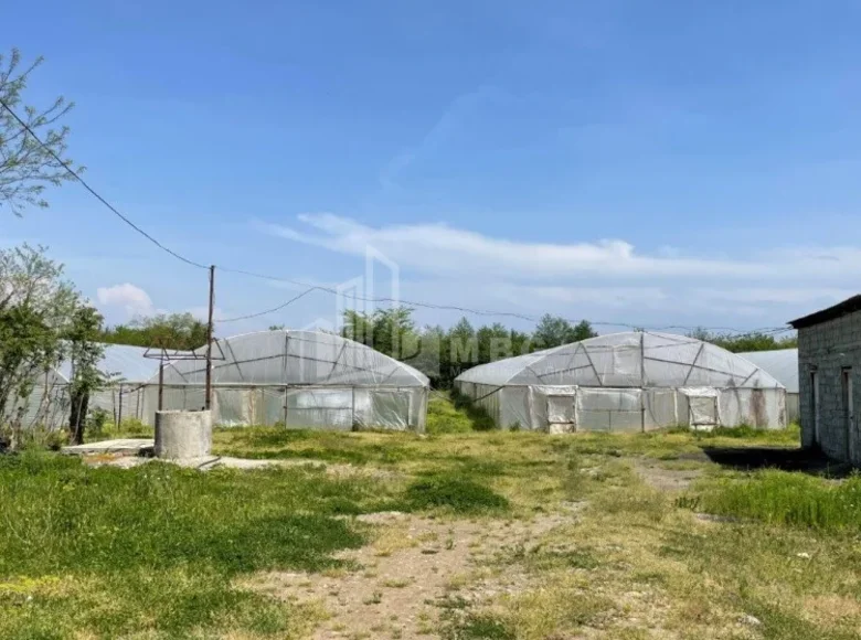 Parcelas 7 500 m² Tiflis, Georgia