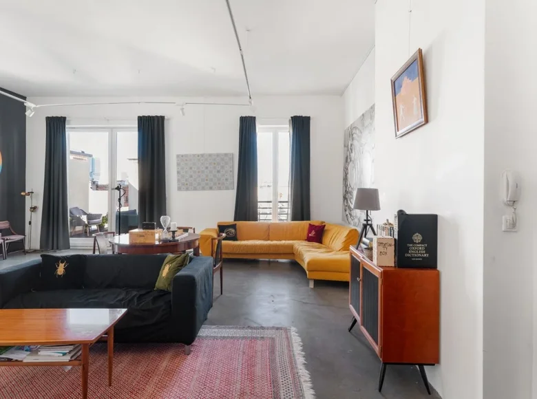 Mieszkanie 4 pokoi 112 m² Warszawa, Polska