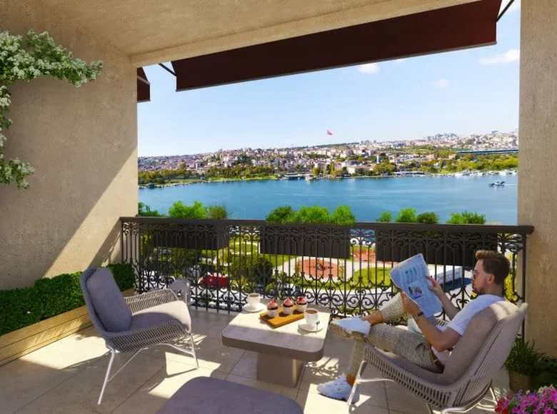 3 bedroom apartment 353 m² Beyoglu, Turkey