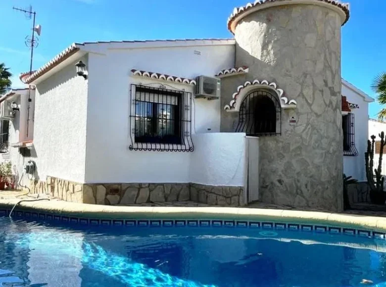 Villa 2 chambres 280 m² Denia, Espagne