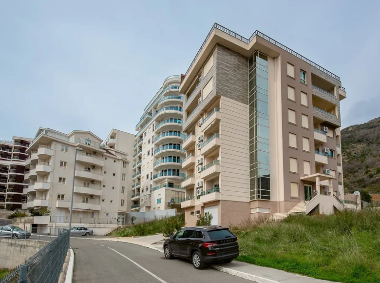 1 bedroom apartment 43 m² Becici, Montenegro