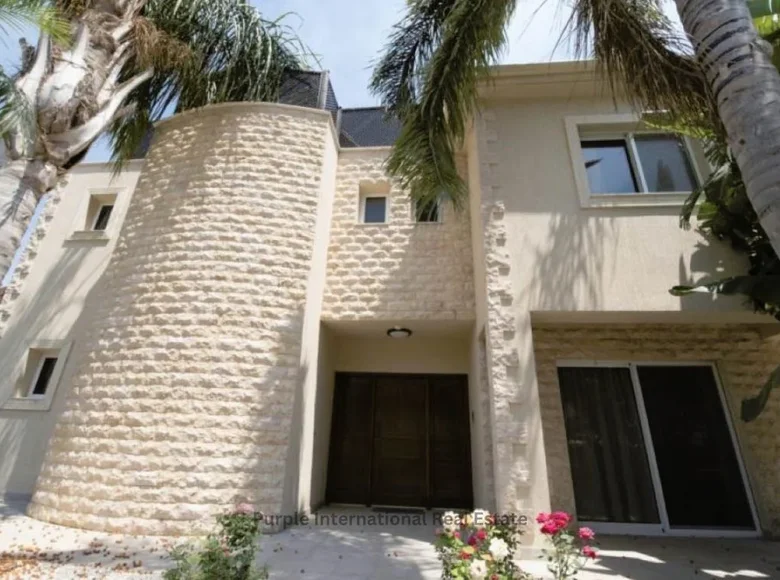 4 bedroom Villa 353 m² Germasogeia, Cyprus