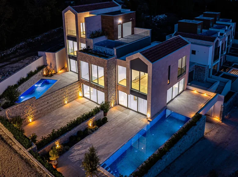 2 bedroom apartment 246 m² Gornja Lastva, Montenegro