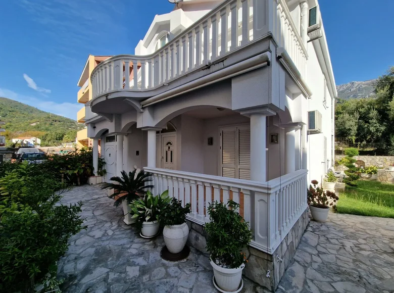 5 bedroom house  Budva, Montenegro