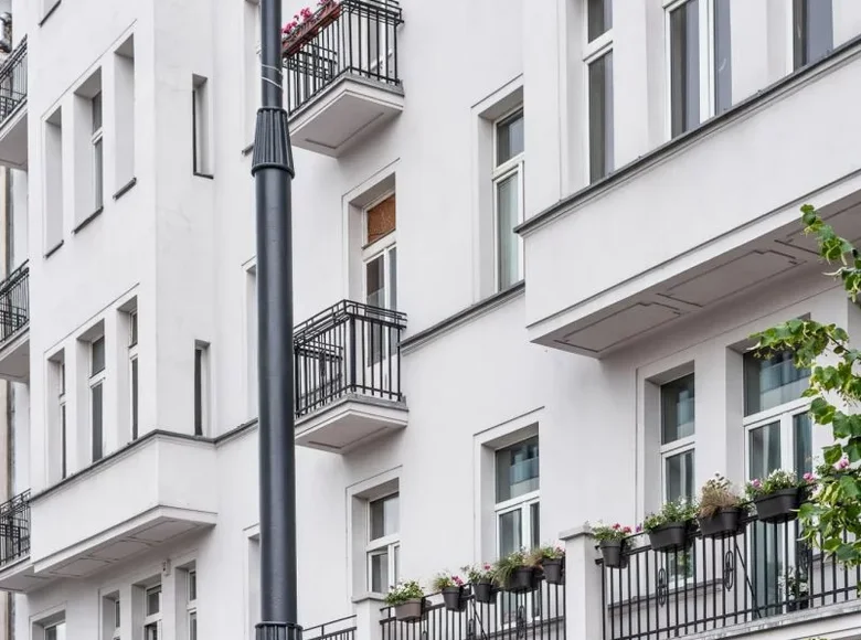 1 room studio apartment 36 m² Warsaw, Poland