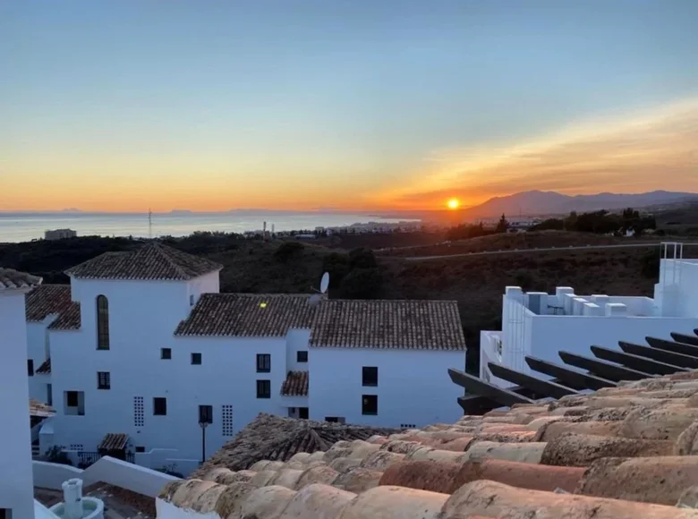 Ático 4 habitaciones 247 m² Marbella, Španjolska