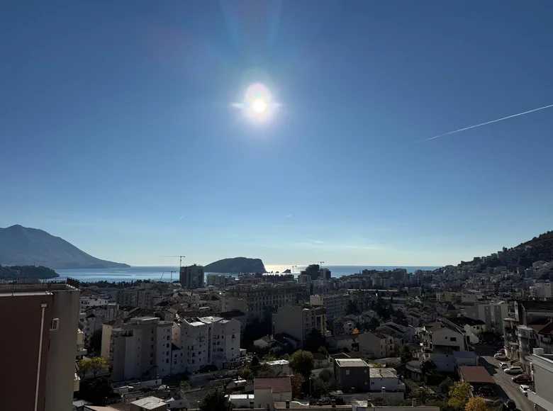 Квартира 4 комнаты 117 м² Будва, Черногория