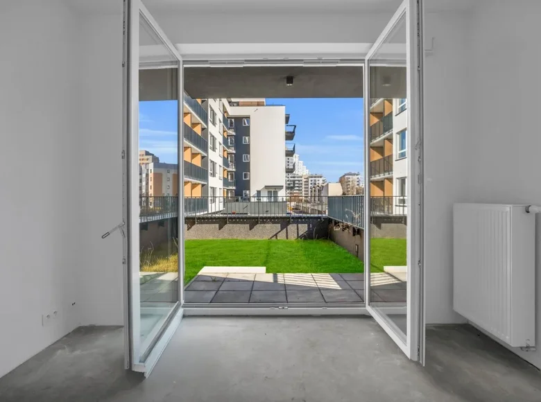 1 bedroom apartment 40 m² Warsaw, Poland