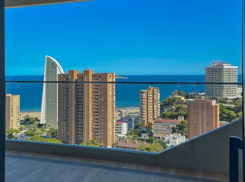 2 bedroom apartment 128 m² Benidorm, Spain