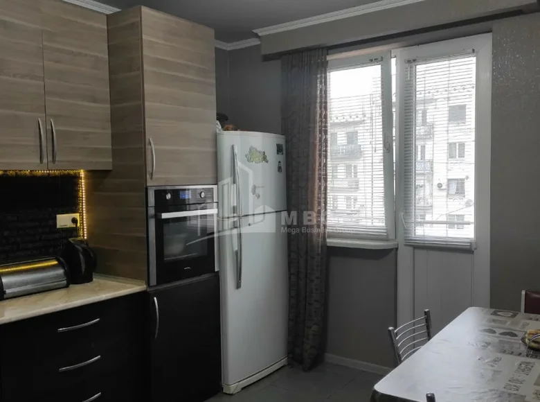 Apartamento 4 habitaciones 74 m² Tiflis, Georgia
