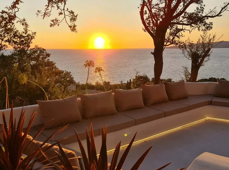 Вилла 5 спален 300 м² Krstac, Черногория