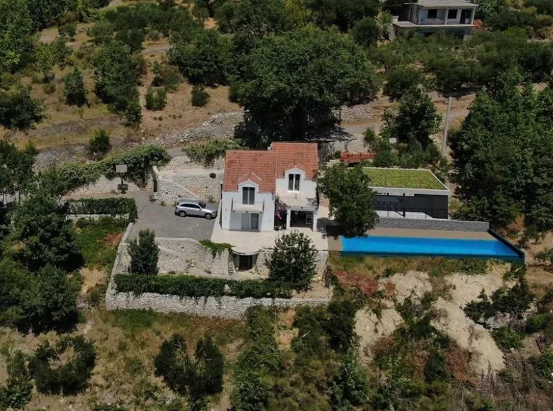3 bedroom villa 150 m² Grad Omis, Croatia
