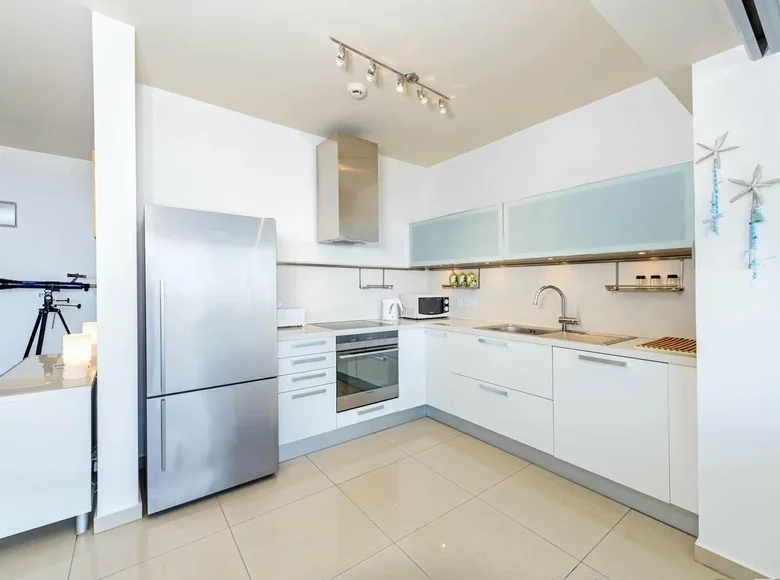 2 bedroom apartment 89 m² Paralimni, Cyprus