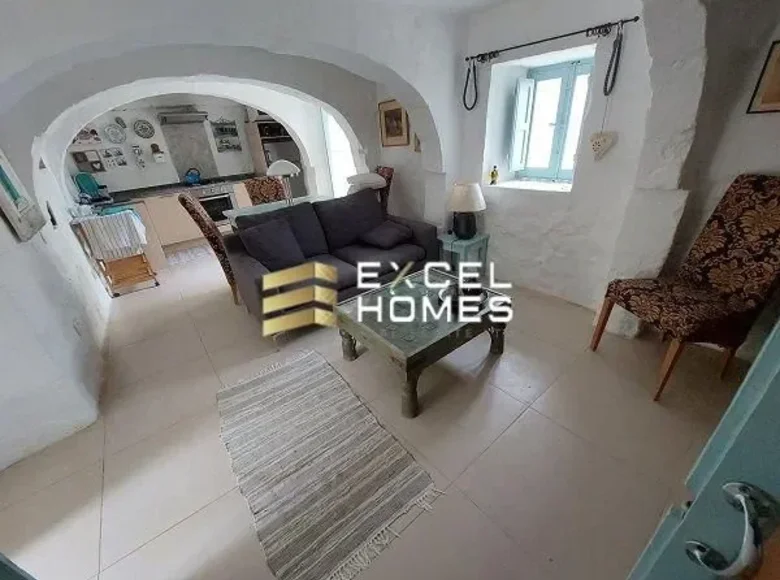 2 bedroom house  Sannat, Malta