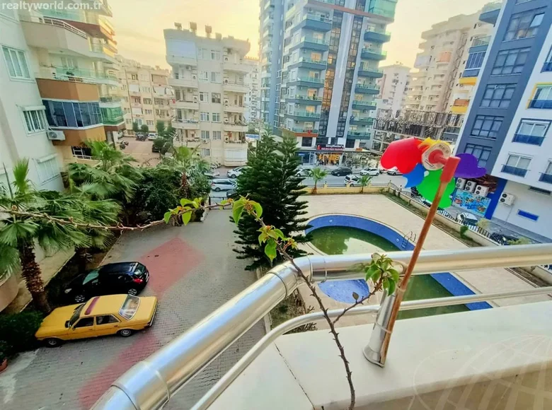 Mieszkanie 4 pokoi 150 m² Mahmutlar, Turcja