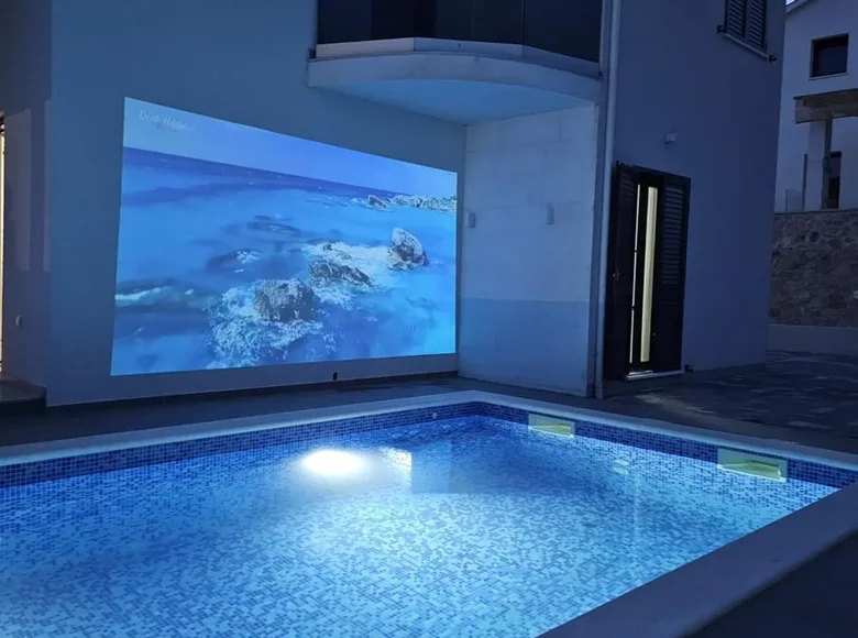 3 bedroom villa 250 m² Opcina Primosten, Croatia