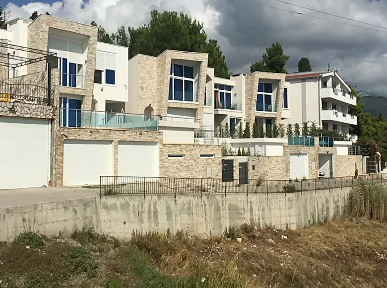 Haus 3 Schlafzimmer 180 m² Budva, Montenegro