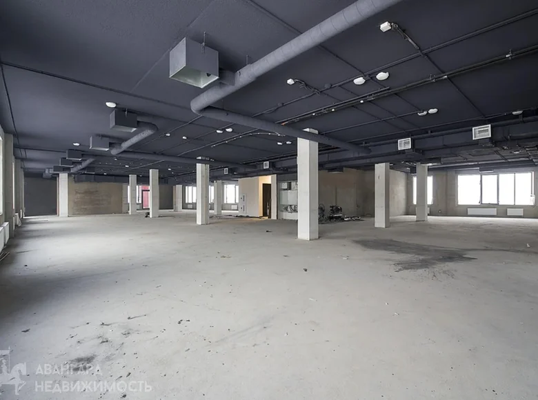 Büro 10 zimmer 100 m² in Zdanovicki sielski Saviet, Belarus