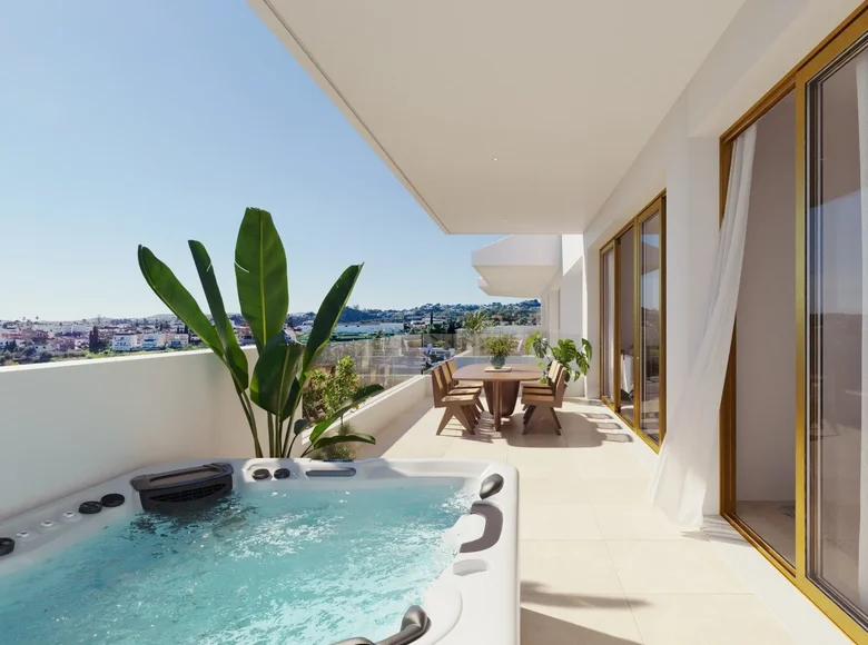 2 bedroom apartment 101 m² Fuengirola, Spain