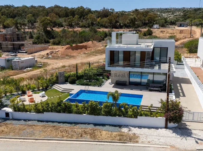 Villa 4 chambres 290 m² Paralímni, Chypre