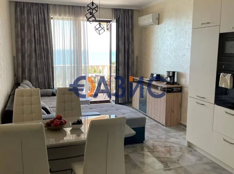 Квартира 3 спальни 115 м² Несебр, Болгария