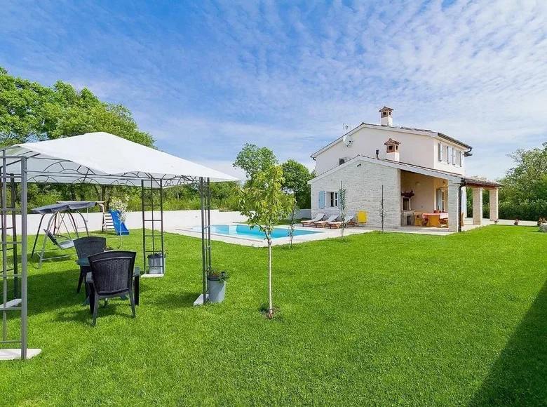 Villa de tres dormitorios 160 m² Pola, Croacia