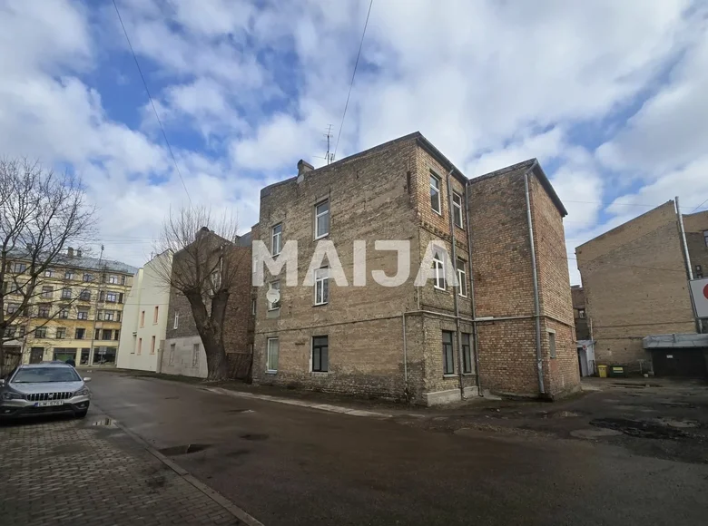 Mieszkanie 4 pokoi 74 m² Ryga, Łotwa