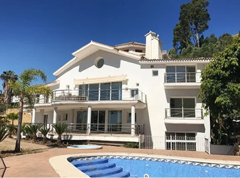 villa de 5 chambres 1 383 m² Cordoue, Espagne