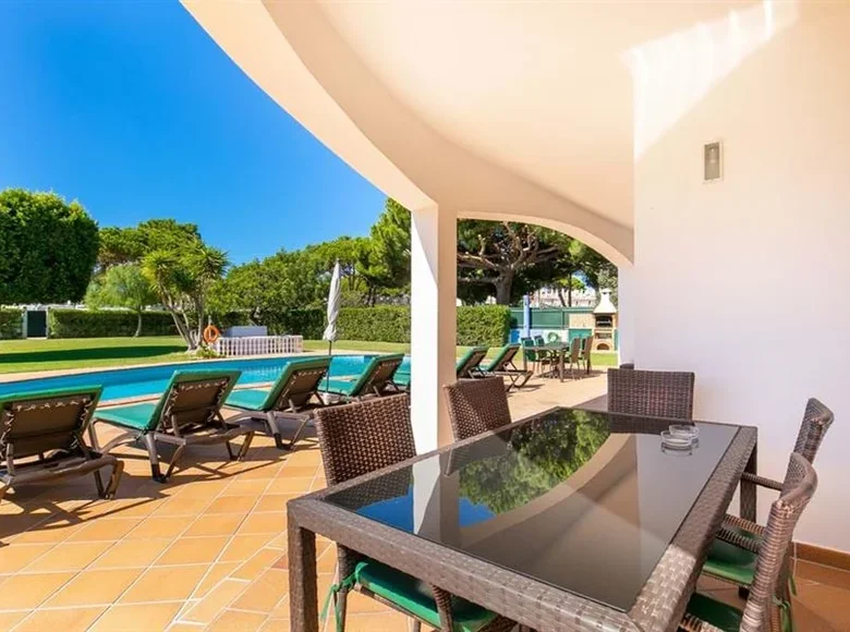 Вилла 4 спальни 327 м² Albufeira, Португалия