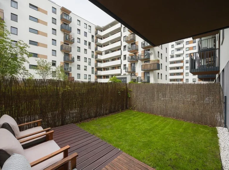 Mieszkanie 2 pokoi 43 m² Warszawa, Polska