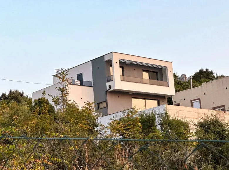 Casa 3 habitaciones 220 m² Dobra Voda, Montenegro