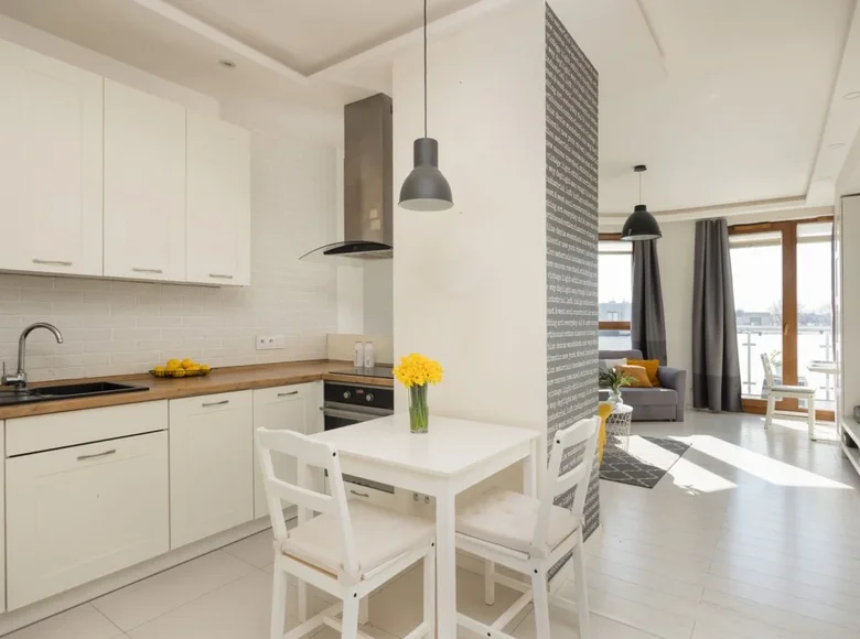 1 room apartment 36 m² Warsaw, Poland