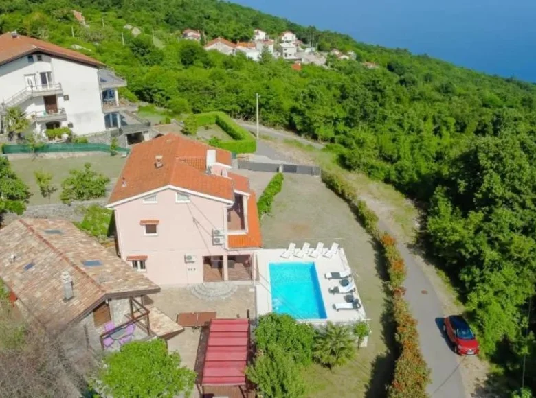 4 bedroom Villa 500 m² Poljane, Croatia